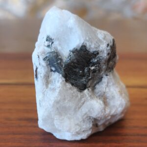 Pedra da Lua em Bruto