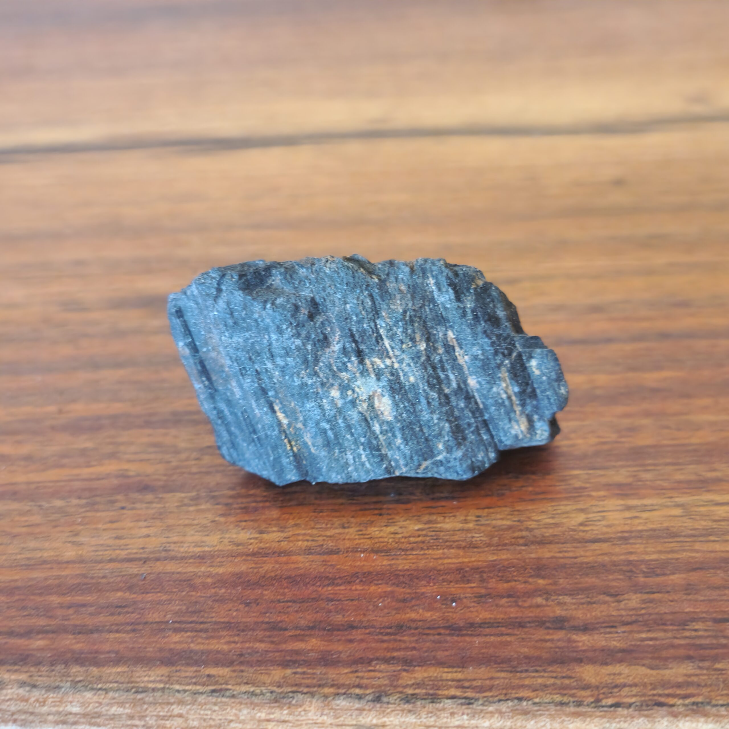 Turmalina Negra em Bruto - Image 2
