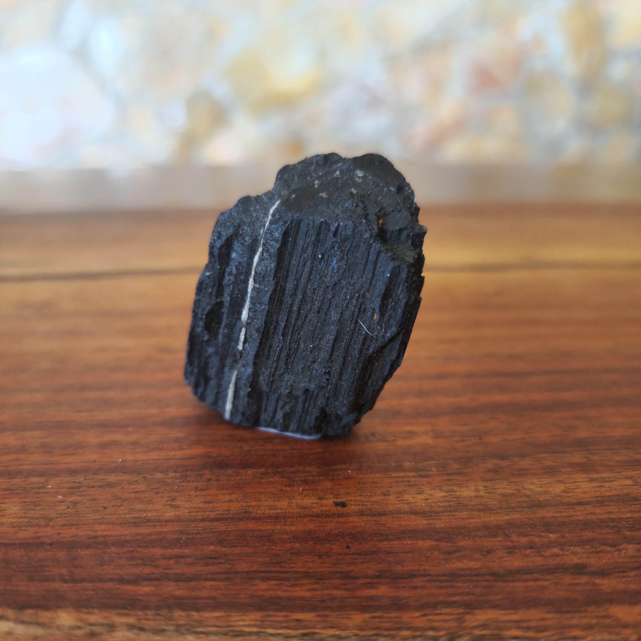 Turmalina Negra em Bruto